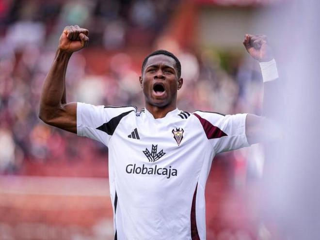 勒沃庫(kù)森欲激活違約金簽科法內(nèi)