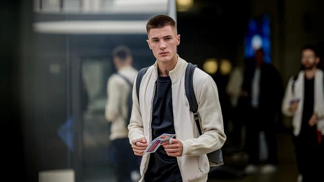 曼聯(lián)阿森納盯謝什科，轉(zhuǎn)會(huì)談判無(wú)進(jìn)展