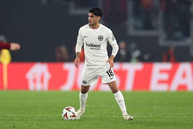 德天：達(dá)胡德或離法蘭克福，俱樂部收詢價。