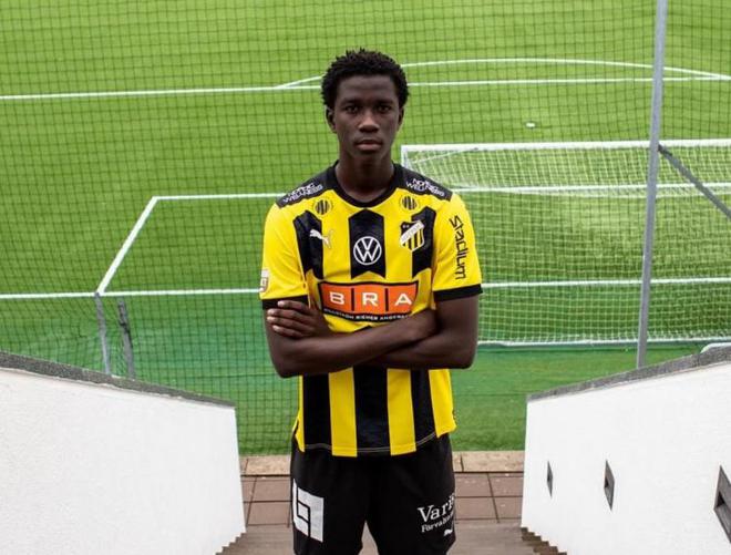 羅馬諾：勒沃庫(kù)森、赫根后衛(wèi)法耶轉(zhuǎn)會(huì)達(dá)成協(xié)議，將加盟。