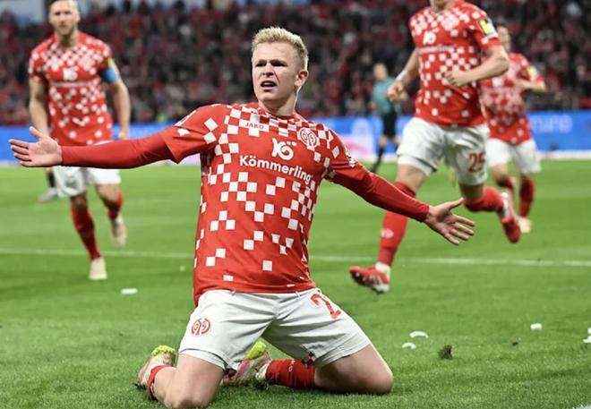 圖報(bào)：法蘭克福美因茨談判伯卡特轉(zhuǎn)會(huì)